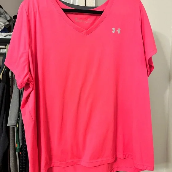 Under Armour Gray Short Sleeve Relaxed T-Shirt - gently worn - Picture 3 of 4